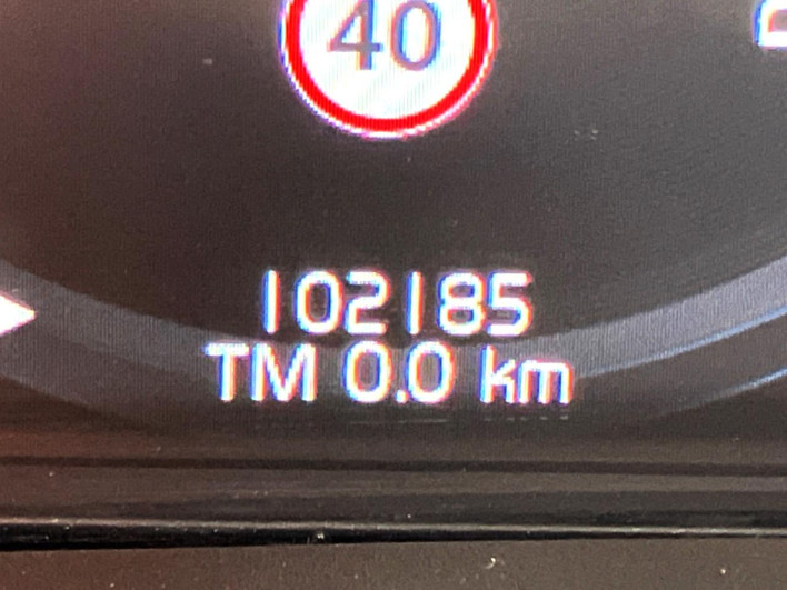 2021 Volvo V60 5AA-ZB420TM (UW-6a34b4011eacc)[2]