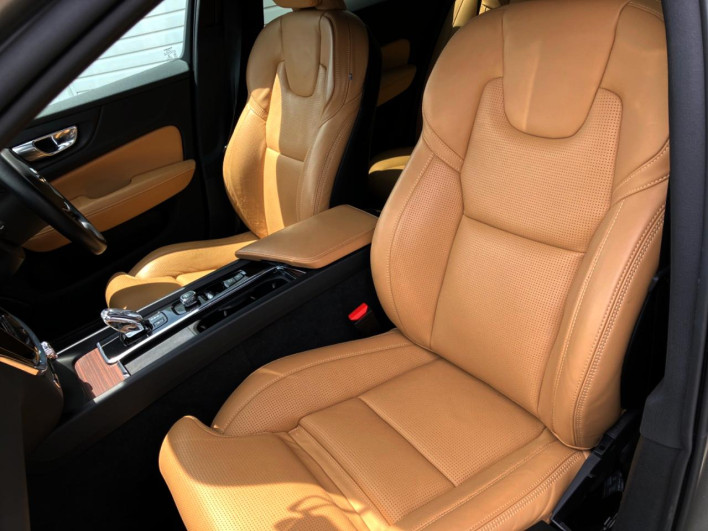 2021 Volvo V60 5AA-ZB420TM (UW-6a34b4011eacc)[17]