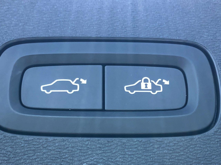 2021 Volvo V60 5AA-ZB420TM (UW-6a34b4011eacc)[24]