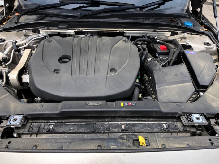 2021 Volvo V60 5AA-ZB420TM (UW-6a34b4011eacc)[7]