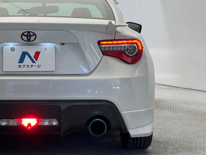 2013 Toyota 86 DBA-ZN6 (UW-6a34b406dff6b)[19]