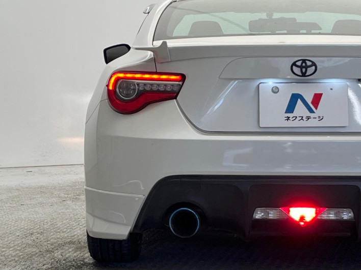 2013 Toyota 86 DBA-ZN6 (UW-6a34b406dff6b)[18]