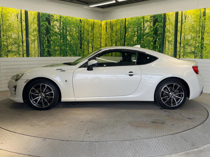 2020 Toyota 86 4BA-ZN6 (UW-6a34b4087692c)[16]