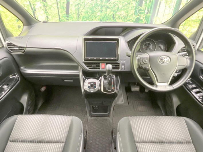 2017 Toyota Noah DBA-ZRR80W (UW-6a34b40d8c1a7)[13]