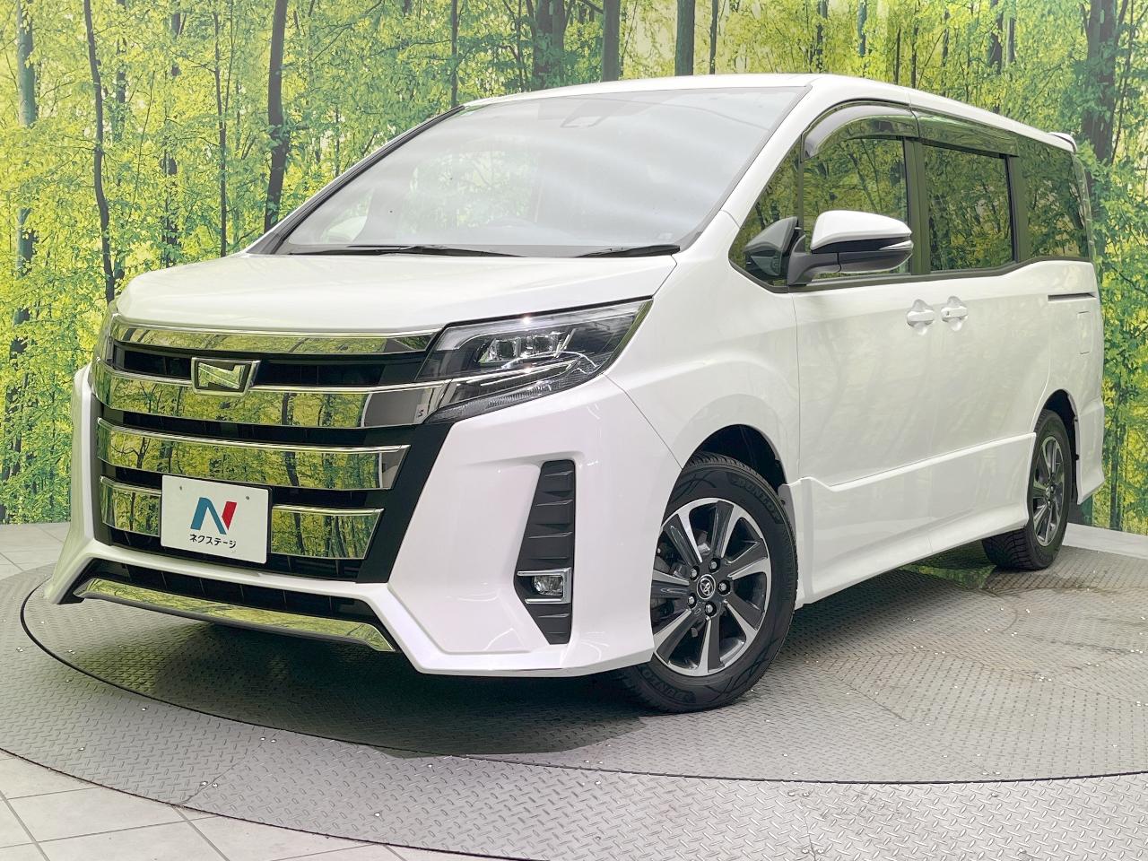 2017 Toyota Noah DBA-ZRR80W