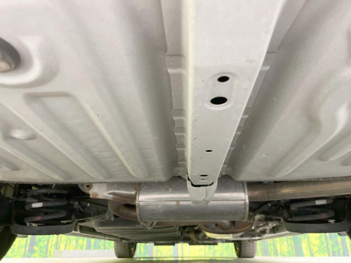 2017 Toyota Noah DBA-ZRR80W (UW-6a34b40d8c1a7)[26]