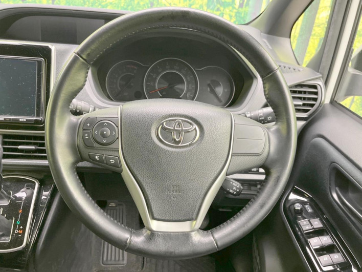 2017 Toyota Noah DBA-ZRR80W (UW-6a34b40d8c1a7)[14]