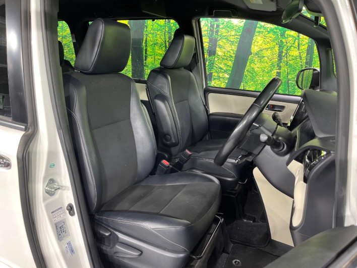 2018 Toyota Noah DBA-ZRR80W (UW-6a34b40f9c76e)[23]