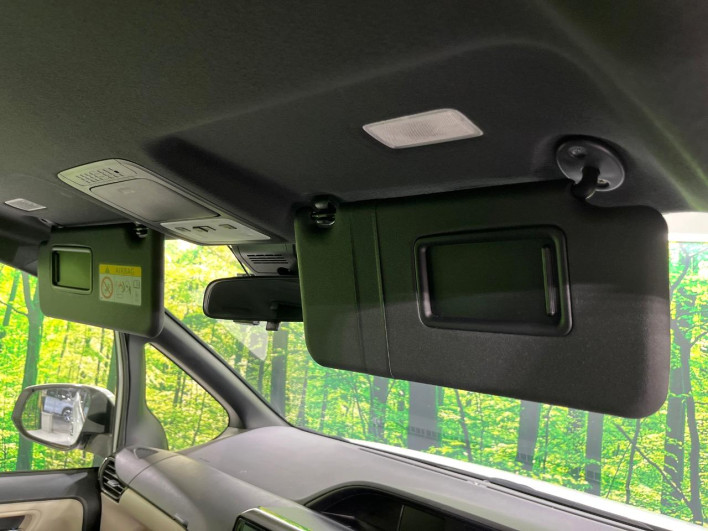 2018 Toyota Noah DBA-ZRR80W (UW-6a34b40f9c76e)[21]