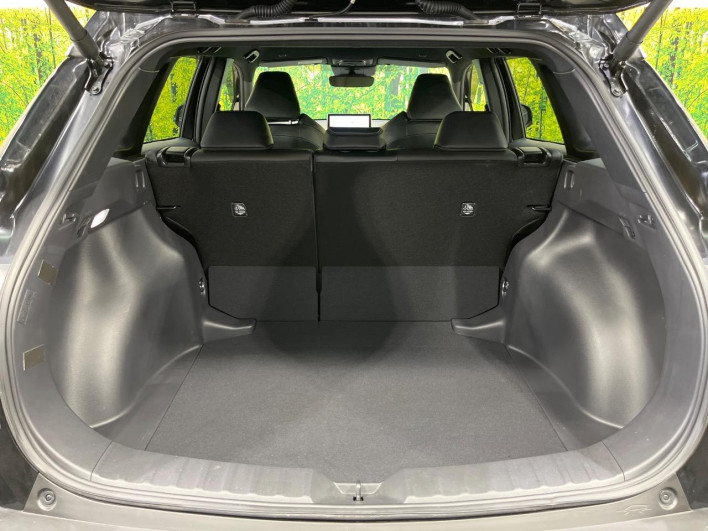2024 Toyota Corolla Cross 6AA-ZVG13 (UW-6a34b41b161cc)[27]