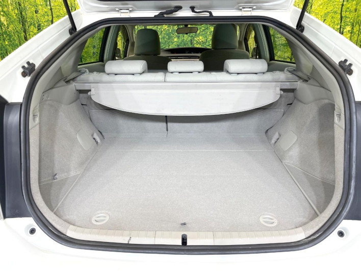 2013 Toyota Prius DAA-ZVW30 (UW-6a34b41ed2fe9)[29]