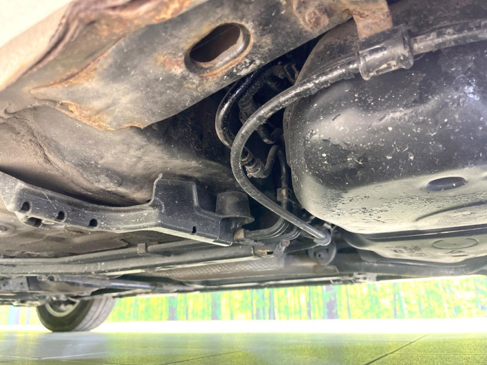 2013 Toyota Prius DAA-ZVW30 (UW-6a34b41ed2fe9)[28]