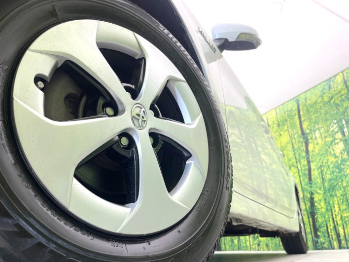 2013 Toyota Prius DAA-ZVW30 (UW-6a34b41ed2fe9)[9]