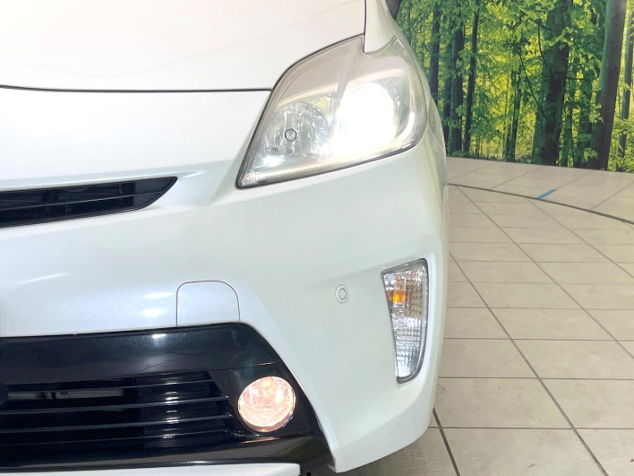 2013 Toyota Prius DAA-ZVW30 (UW-6a34b41ed2fe9)[8]