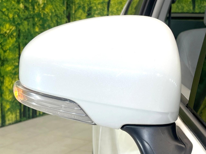 2013 Toyota Prius DAA-ZVW30 (UW-6a34b41ed2fe9)[5]