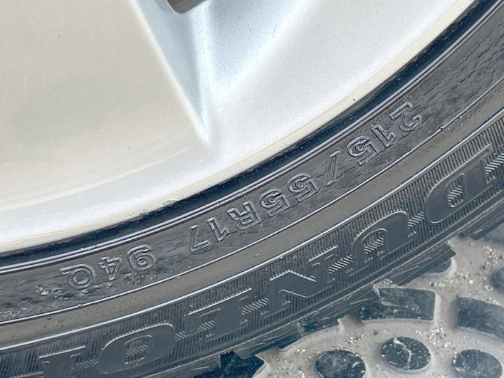 2010 Toyota Prius DAA-ZVW30 (UW-6a34b41f7cc57)[8]