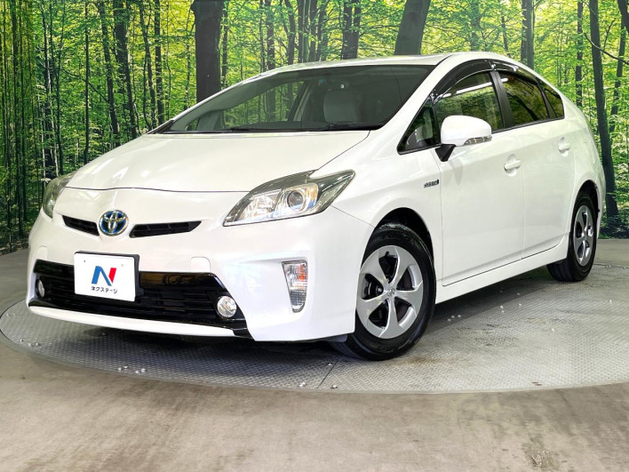 2013 Toyota Prius DAA-ZVW30 (UW-6a34b420445ee)[0]