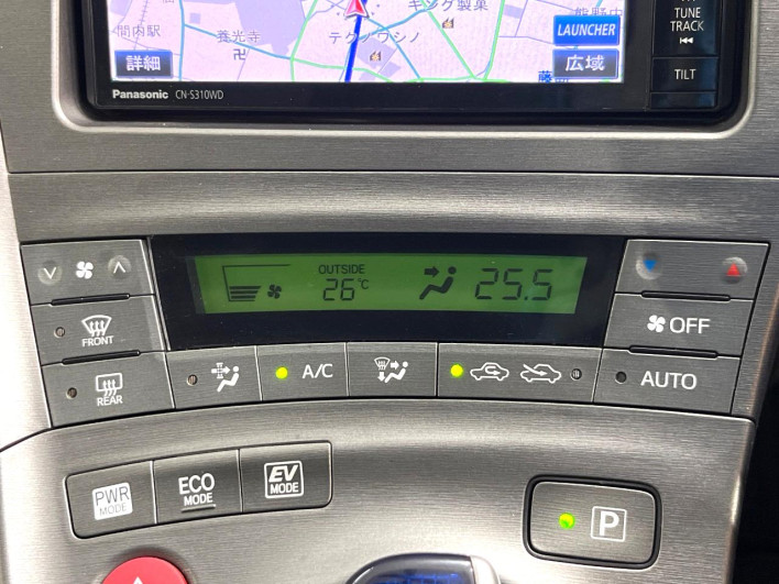 2013 Toyota Prius DAA-ZVW30 (UW-6a34b420445ee)[28]