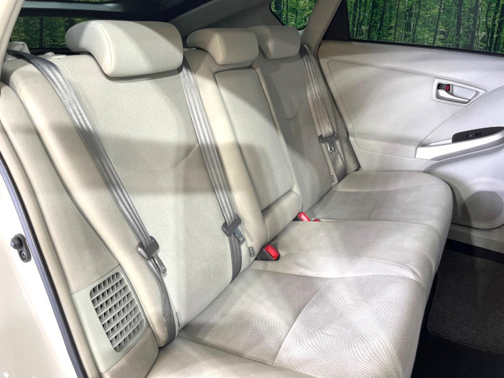 2013 Toyota Prius DAA-ZVW30 (UW-6a34b420445ee)[25]