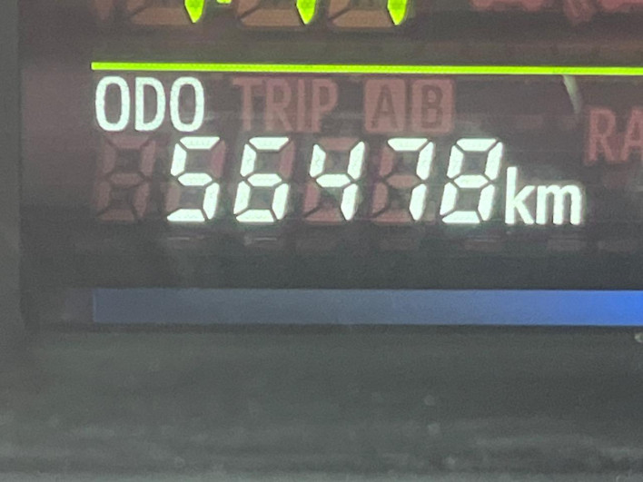 2012 Toyota Prius α DAA-ZVW41W (UW-6a34b421cad10)[2]