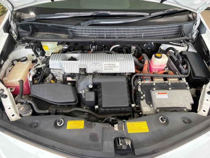 2012 Toyota Prius α DAA-ZVW41W (UW-6a34b421cad10)[4]
