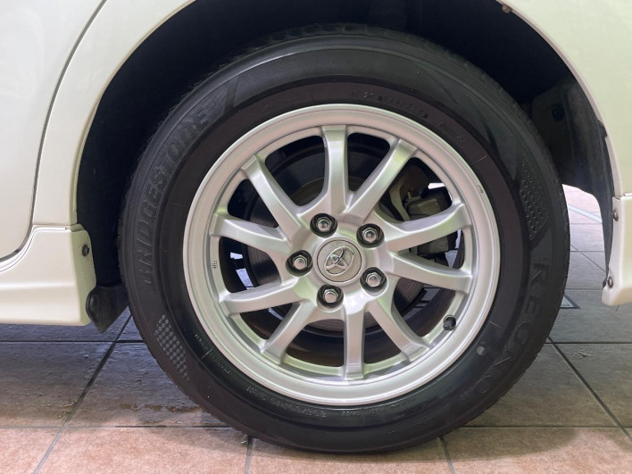 2012 Toyota Prius α DAA-ZVW41W (UW-6a34b421cad10)[14]