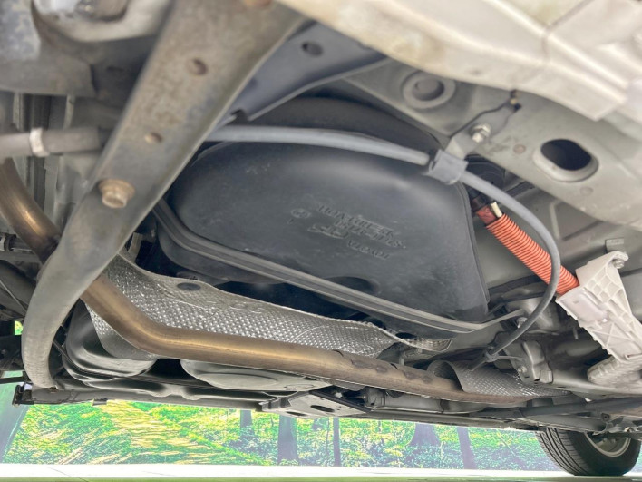 2012 Toyota Prius α DAA-ZVW41W (UW-6a34b421cbd74)[24]