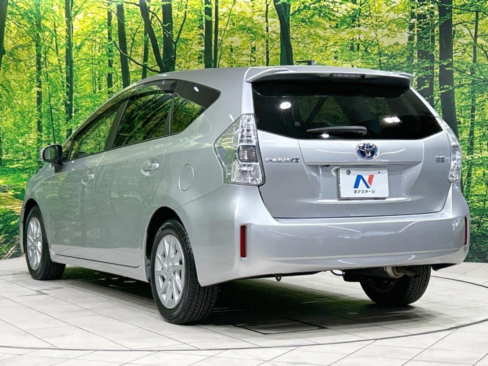 2012 Toyota Prius α DAA-ZVW41W (UW-6a34b421cbd74)[11]