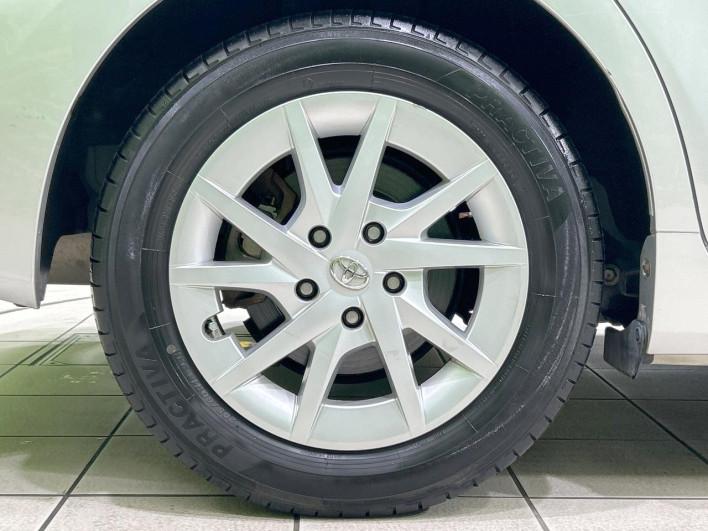 2012 Toyota Prius α DAA-ZVW41W (UW-6a34b421cbd74)[13]