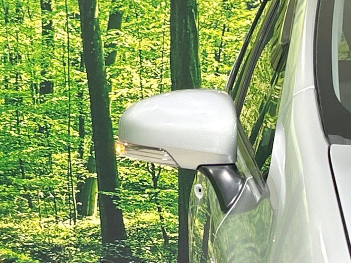2012 Toyota Prius α DAA-ZVW41W (UW-6a34b421cbd74)[14]