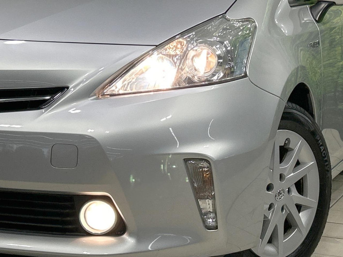 2012 Toyota Prius α DAA-ZVW41W (UW-6a34b421cbd74)[17]