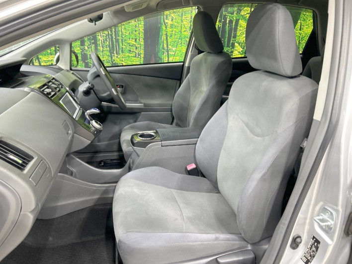 2012 Toyota Prius α DAA-ZVW41W (UW-6a34b421cbd74)[19]