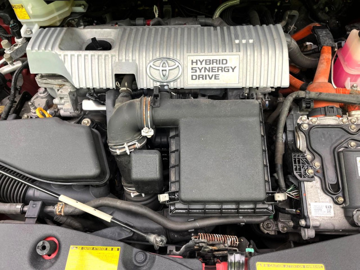 2012 Toyota Prius α DAA-ZVW41W (UW-6a34b422034cb)[4]