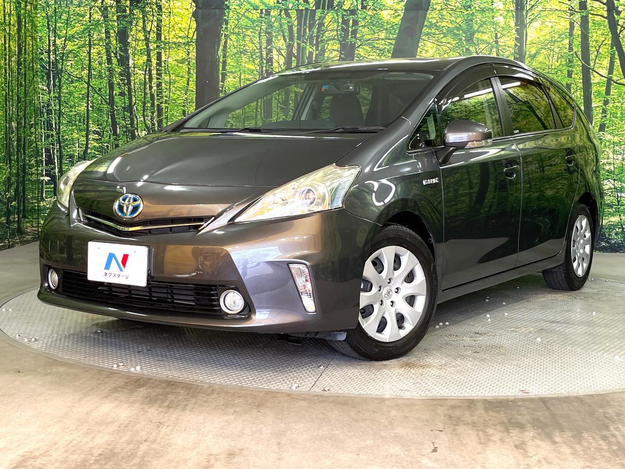 2014 Toyota Prius α DAA-ZVW41W