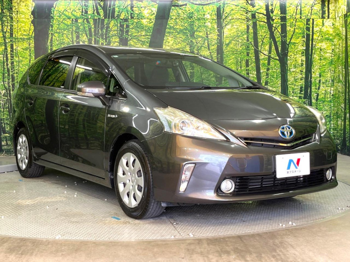 2014 Toyota Prius α DAA-ZVW41W (UW-6a34b4229e0eb)[7]