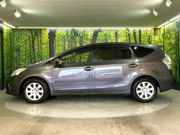 2014 Toyota Prius α DAA-ZVW41W (UW-6a34b4229e0eb)[12]