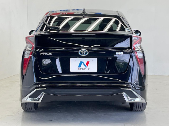 2016 Toyota Prius DAA-ZVW50 (UW-6a34b424cc2d9)[19]