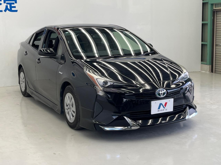 2016 Toyota Prius DAA-ZVW50 (UW-6a34b424cc2d9)[15]
