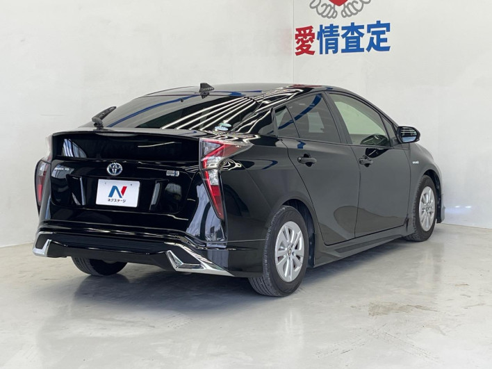 2016 Toyota Prius DAA-ZVW50 (UW-6a34b424cc2d9)[20]