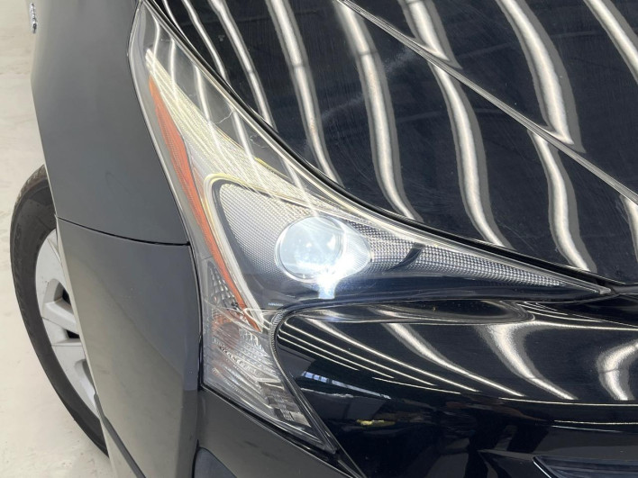 2016 Toyota Prius DAA-ZVW50 (UW-6a34b424cc2d9)[10]