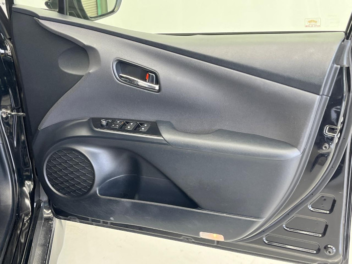 2016 Toyota Prius DAA-ZVW50 (UW-6a34b424cc2d9)[27]