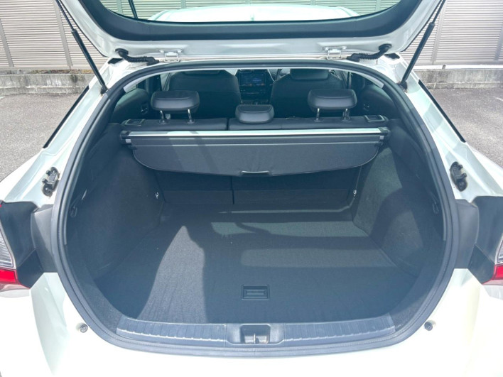 2020 Toyota Prius DAA-ZVW51 (UW-6a34b42727f8d)[25]