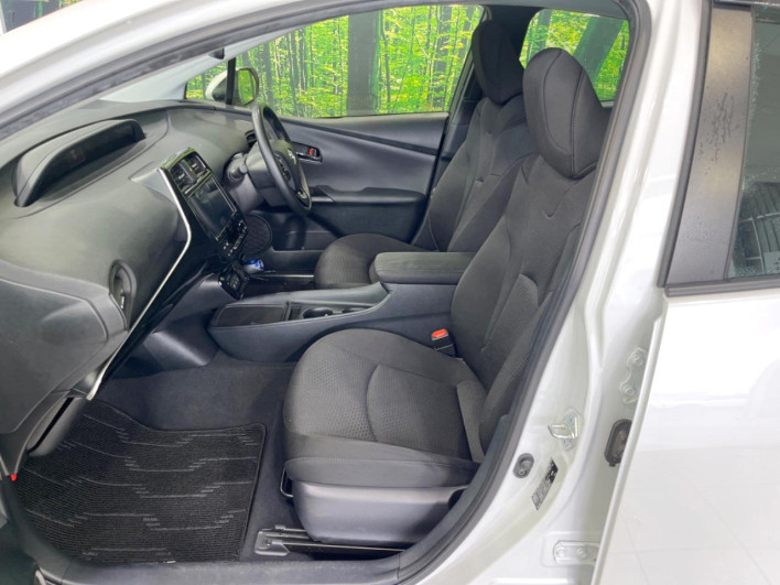 2020 Toyota Prius 6AA-ZVW51 (UW-6a34b4273cff3)[11]