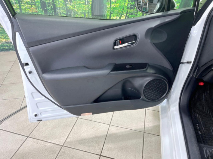 2020 Toyota Prius 6AA-ZVW51 (UW-6a34b4273cff3)[13]