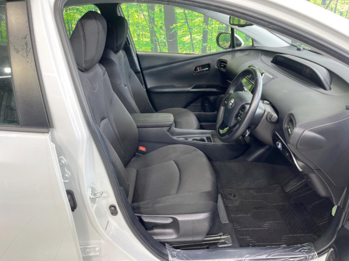 2020 Toyota Prius 6AA-ZVW51 (UW-6a34b4273cff3)[9]