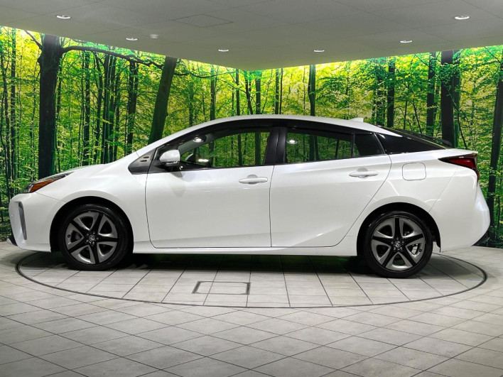2021 Toyota Prius 6AA-ZVW51 (UW-6a34b4278125d)[16]