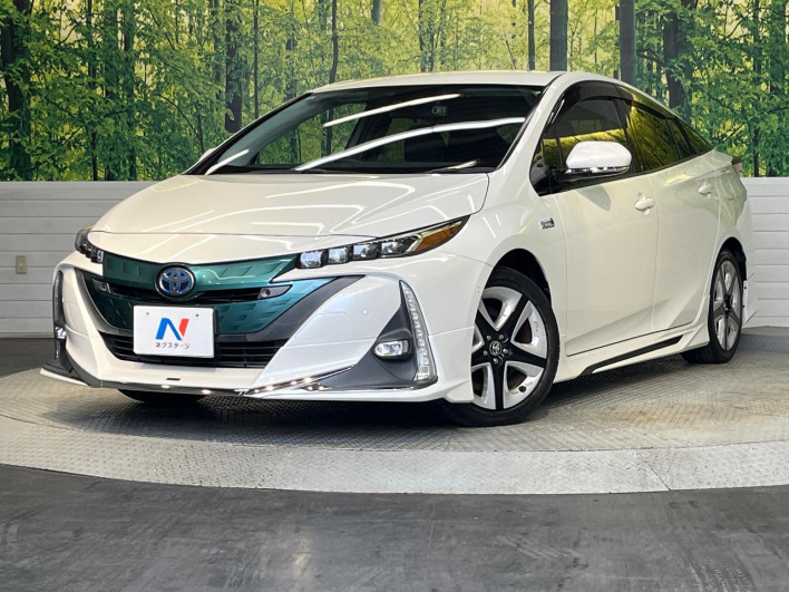 2017 Toyota Prius PHV DLA-ZVW52 (UW-6a34b42b15cb4)[0]