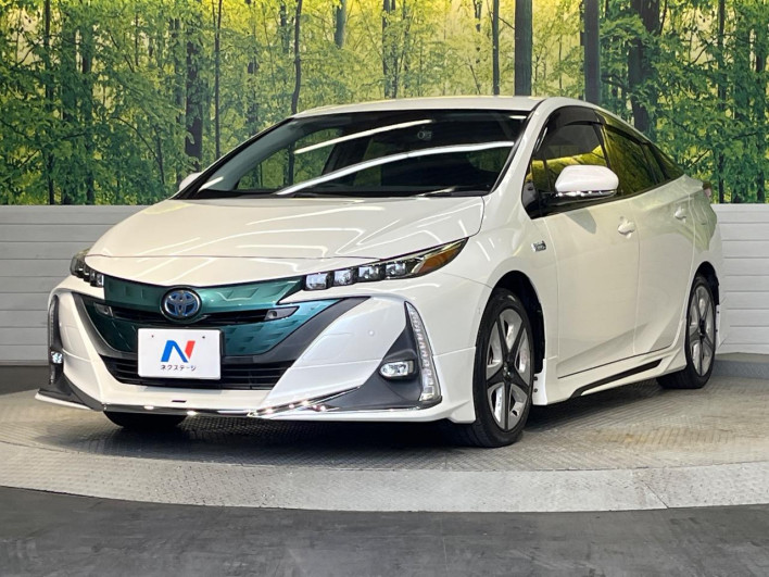 2017 Toyota Prius PHV DLA-ZVW52 (UW-6a34b42b15cb4)[5]