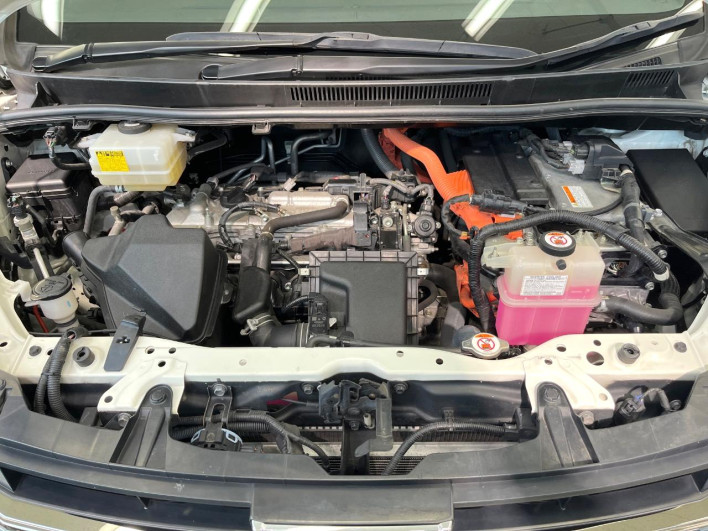 2017 Toyota Noah DAA-ZWR80W (UW-6a34b431b3005)[6]