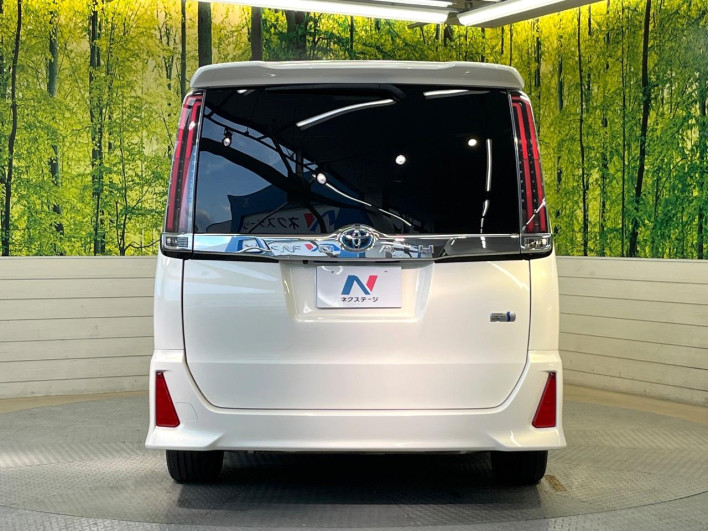 2017 Toyota Noah DAA-ZWR80W (UW-6a34b431b3005)[29]